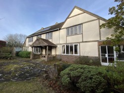 The Country House Company property for let, Fully Managed, Alton, Nr Farnham / Basingstoke / Petersfield, Hampshire