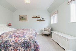 The Country House Company property for let, Eaast Meon, Nr Petersfield/ Winchester 