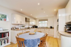 The Country House Company property for let, Eaast Meon, Nr Petersfield/ Winchester 