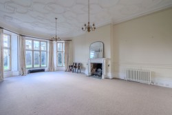 Property Image #3 of 10