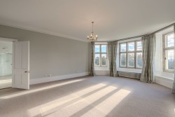 Property Image #5 of 10
