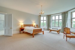 Property Image #5 of 13