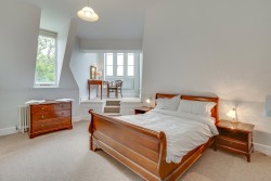 Property Image #10 of 13