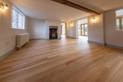 Property Image #8 of 16