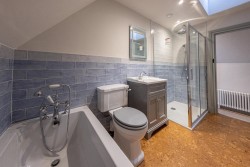 Property Image #13 of 16