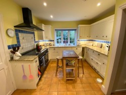 Property Image #2 of 12