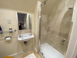 Property Image #10 of 12