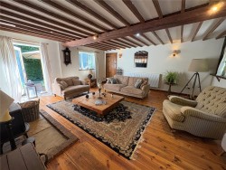 Property Image #2 of 11