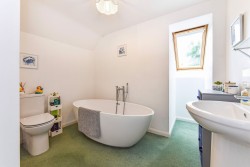 Property Image #10 of 13