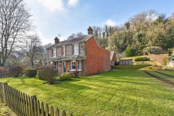 The Country House Company, property for Sale, Hambledon, Petersfield