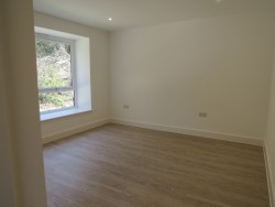 Property Image #6 of 9