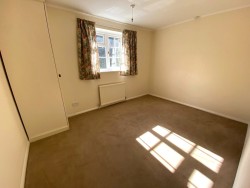 Property Image #5 of 9