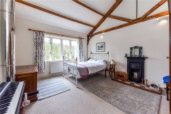 Property Image #16 of 20