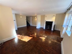 Property Image #2 of 8