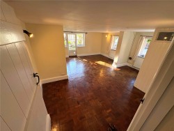 Property Image #3 of 8