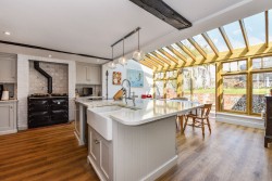 Property Image #2 of 12