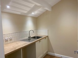 Property Image #11 of 14