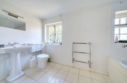 Property Image #9 of 13