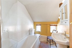 Property Image #10 of 14