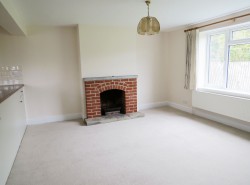 Property Image #5 of 10