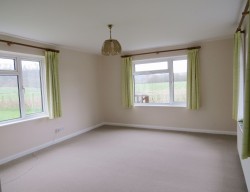 Property Image #6 of 10