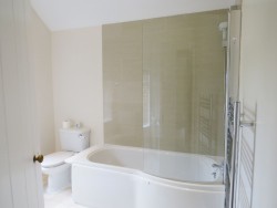 Property Image #8 of 10