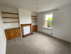 Property Image #4 of 12