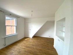 Property Image #3 of 10