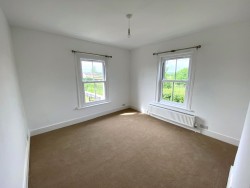 Property Image #6 of 10