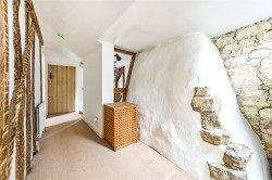 Property Image #10 of 13