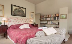 Property Image #5 of 9