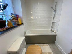 Property Image #8 of 17