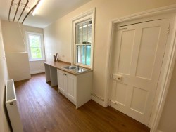 Property Image #5 of 14