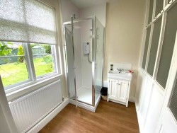 Property Image #6 of 14