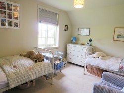 Property Image #7 of 12