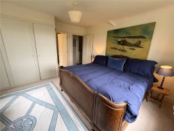 Property Image #10 of 17