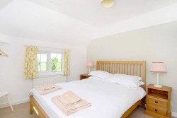 Property Image #6 of 12