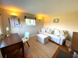 Property Image #5 of 12
