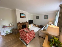 Property Image #4 of 14