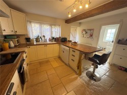 Property Image #2 of 11