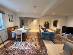 Property Image #6 of 11