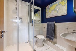 Property Image #8 of 11