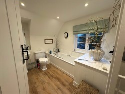 Property Image #10 of 13