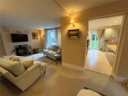 Property Image #4 of 13