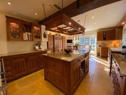 Property Image #3 of 12