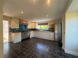 Property Image #2 of 11
