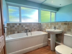 Property Image #8 of 11