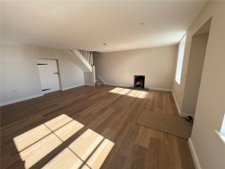 Property Image #5 of 14