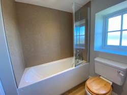 Property Image #11 of 14