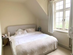 Property Image #5 of 9